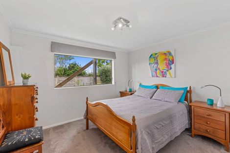 Photo of property in 14a West Lynn Road, Titirangi, Auckland, 0604