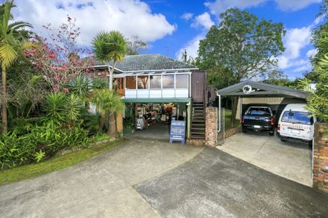 Photo of property in 27 Wairau Road, Forrest Hill, Auckland, 0627