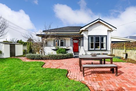 Photo of property in 96 Somerfield Street, Somerfield, Christchurch, 8024
