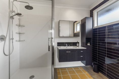 Photo of property in 59 Alexander Road, Raumati Beach, Paraparaumu, 5032