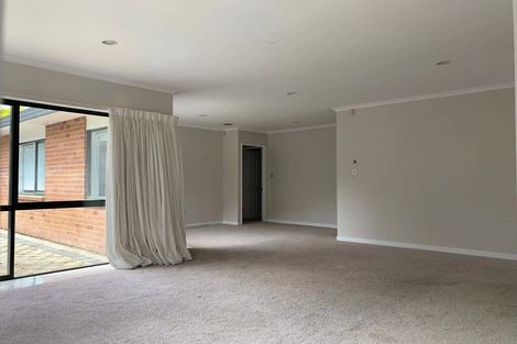 Photo of property in 1 San Carlo Court, Henderson, Auckland, 0612