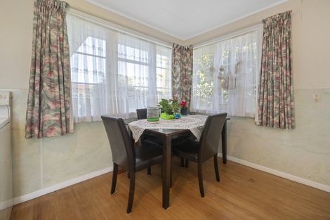 Photo of property in 18 Moheke Avenue, Roslyn, Palmerston North, 4414