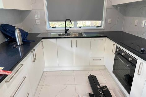 Photo of property in 4 Northall Road, New Lynn, Auckland, 0600