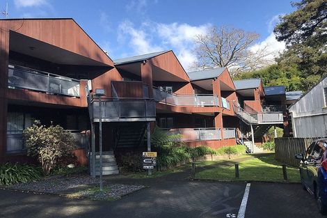Photo of property in 14/3 The Avenue, Albany, Auckland, 0632