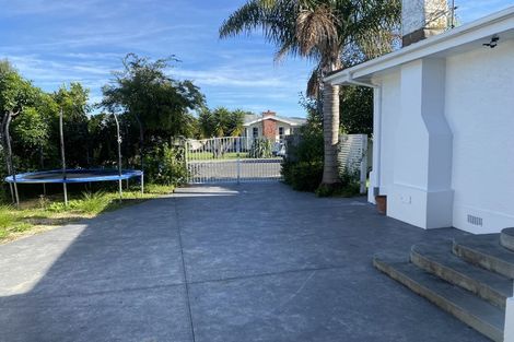 Photo of property in 1 Chester Place, Taradale, Napier, 4112