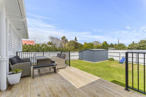 Photo of property in 130 Seaview Road, Westown, New Plymouth, 4310