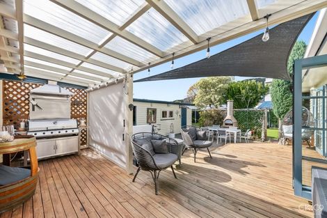 Photo of property in 4 Lockett Street, Waterloo, Lower Hutt, 5011