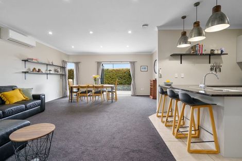 Photo of property in 1 Jasmine Place, Cambridge, 3434