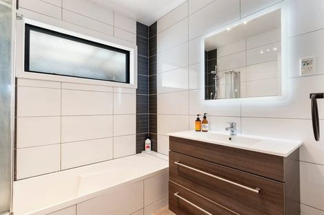 Photo of property in 19 Japonica Drive, Beach Haven, Auckland, 0626