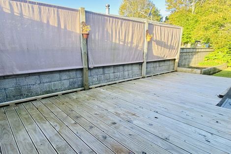 Photo of property in 1 Aurea Avenue, Pakuranga, Auckland, 2010