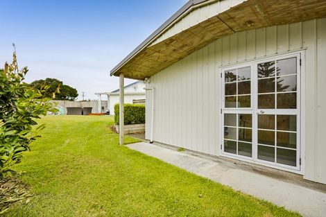 Photo of property in 1288 Normanby Road, Manaia, Hawera, 4678