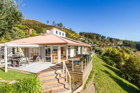 Photo of property in 5 Cape View, Atawhai, Nelson, 7010