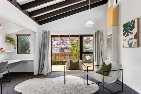 Photo of property in 21 Sheridan Crescent, Trentham, Upper Hutt, 5018