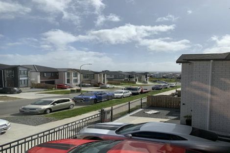 Photo of property in 34 Lime Hill Rise, Flat Bush, Auckland, 2019