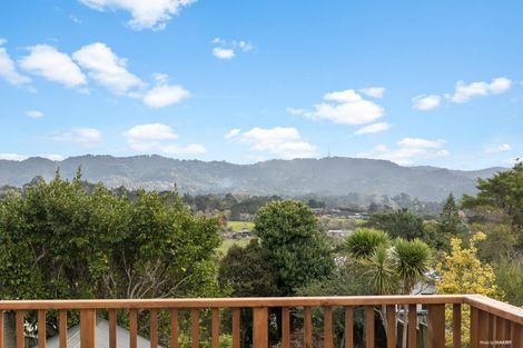 Photo of property in 130 Glengarry Road, Glen Eden, Auckland, 0602