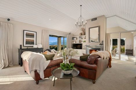 Photo of property in 24 Briar Bank Drive, Wanaka, 9305