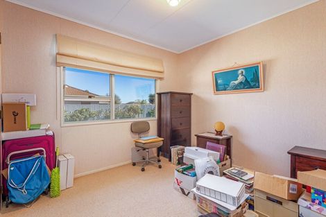 Photo of property in 78 John F Kennedy Drive, Milson, Palmerston North, 4414