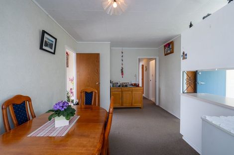 Photo of property in 6 William Souter Street, Forrest Hill, Auckland, 0620