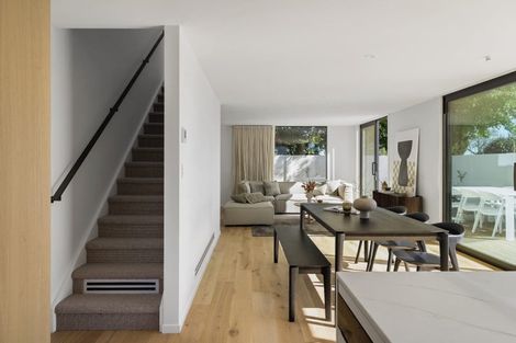 Photo of property in 109a Taylor Street, Cambridge, 3434