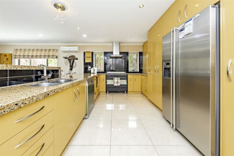 Photo of property in 116 Cyril French Drive, Flat Bush, Auckland, 2016