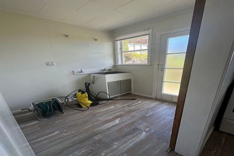 Photo of property in 58 Tiromoana Road, Raumati South, Paraparaumu, 5032