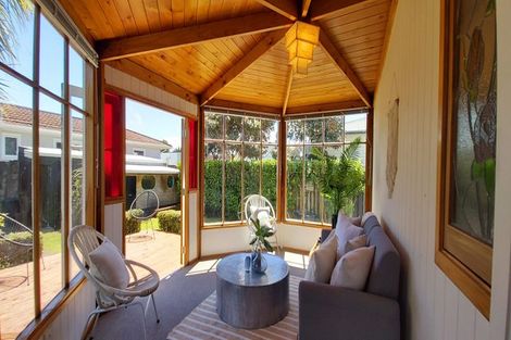 Photo of property in 20 Ropiha Street, Fitzroy, New Plymouth, 4312