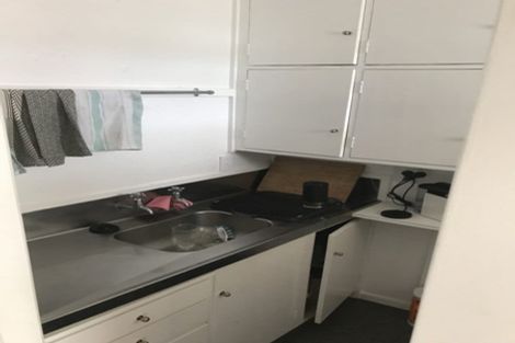 Photo of property in 16/4f Claremont Grove, Mount Victoria, Wellington, 6011