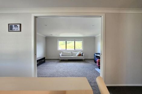 Photo of property in 126 Melksham Drive, Churton Park, Wellington, 6037