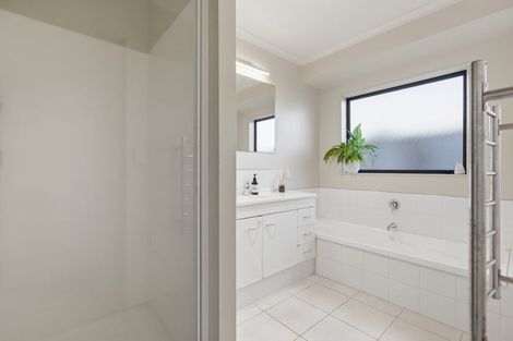 Photo of property in 22 Stamford Place, Ohauiti, Tauranga, 3112