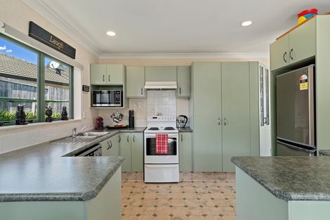 Photo of property in 8 Brackenburn Drive, Ohauiti, Tauranga, 3112