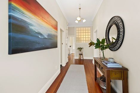 Photo of property in 18 Rewa Road, Hataitai, Wellington, 6021