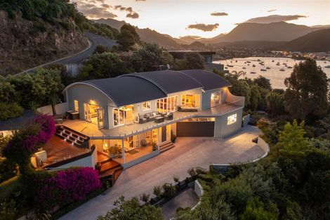 Photo of property in 2 Marina View, Waikawa, Picton, 7281