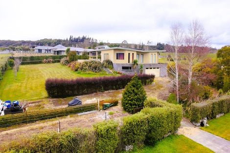 Photo of property in 33 Ruataniwha Drive, Collingwood, 7073