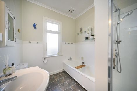 Photo of property in 8a Jensen Street, Hokowhitu, Palmerston North, 4410
