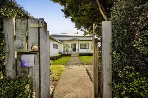 Photo of property in 14 Weld Street, Normanby, Hawera, 4614