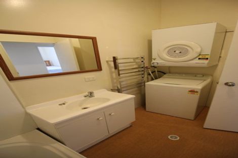 Photo of property in 4 Torrens Terrace, Mount Cook, Wellington, 6011