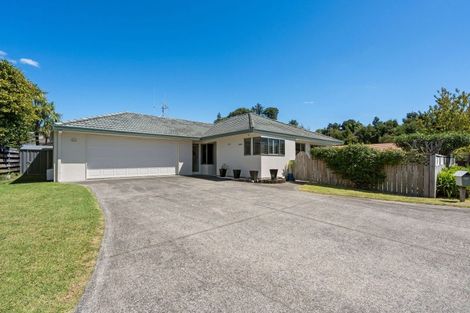 Photo of property in 122 Carlton Street, Bellevue, Tauranga, 3110