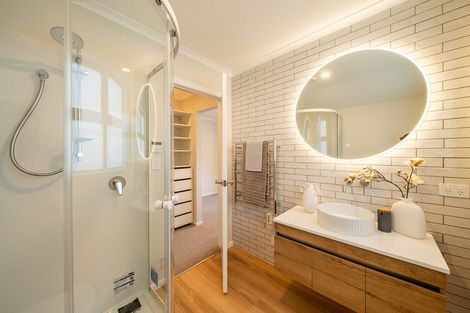 Photo of property in 70a Heretaunga Square, Silverstream, Upper Hutt, 5019