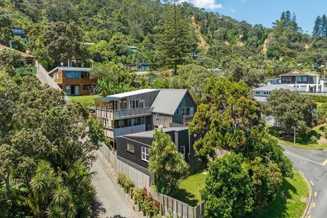Photo of property in 352 Motutara Road, Muriwai, 0881
