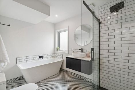 Photo of property in 13 Quigley Crescent, Cromwell, 9310