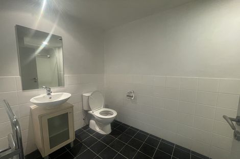 Photo of property in 6/222 Albany Highway, Schnapper Rock, Auckland, 0632