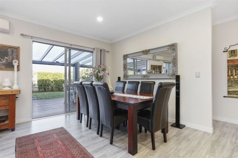 Photo of property in 6 Kahika Grove, Huapai, Kumeu, 0810