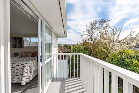 Photo of property in 13 Whites Line West, Woburn, Lower Hutt, 5010