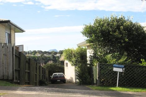 Photo of property in 6b Te Arawa Place, Welcome Bay, Tauranga, 3112