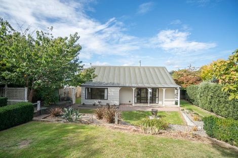 Photo of property in 4 Landau Court, Ashhurst, 4810