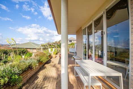 Photo of property in 9 Cobbe Place, Pomare, Rotorua, 3015