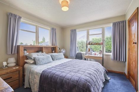 Photo of property in 5 Dana Place, Mairehau, Christchurch, 8013