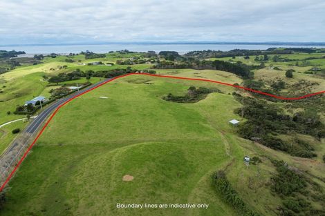 Photo of property in 3031 Awhitu Road, Awhitu, Waiuku, 2684