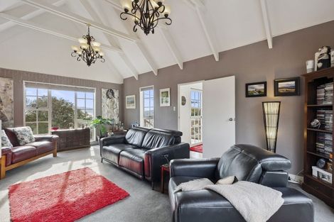 Photo of property in 19 Earls Road, Saint Clair, Dunedin, 9012