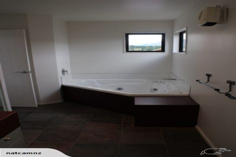 Photo of property in 136 Mount Iron Drive, Wanaka, 9305